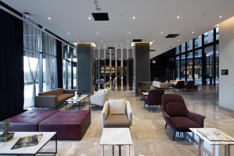 فندق Doubletree By Hilton كوجايِلِ المظهر الخارجي الصورة
